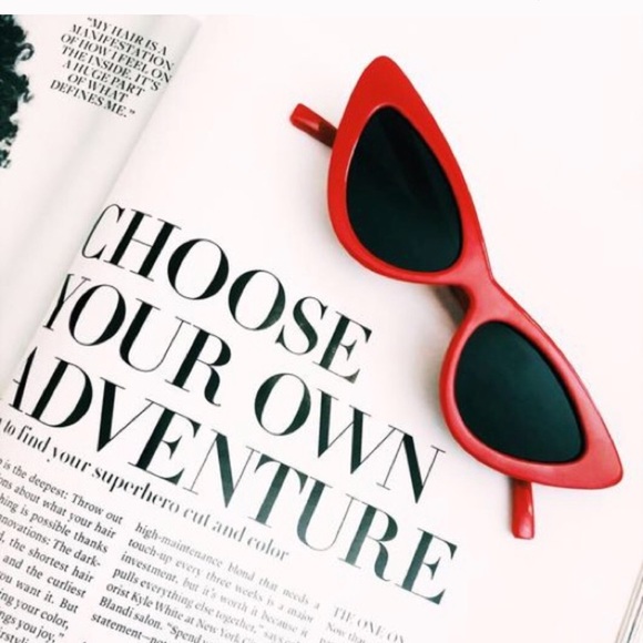 Retro Slim Red Cat Eye Sunglasses - Picture 2 of 3